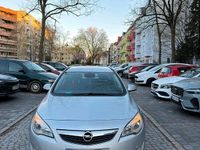 Second-hand Opel Astra 140 CP (102 kW) 2012 Gri Break