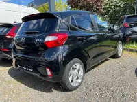 Gebraucht Hyundai i10 GO! 67 PS (49 kW) 2023 Phantom black / met Kleinwagen