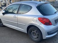 gebraucht Peugeot 207 1.4 / 16 V Benzin