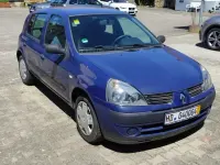 Używany Renault Clio II Authentique 58 KM (42 kW) 2004 Sedan/Limuzyna
