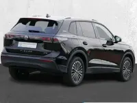 Neu VW Tiguan Life 150 PS (110 kW) 2025 Schwarz SUV
