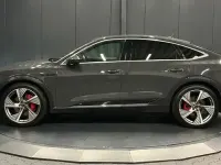 Gebraucht Audi Q8 e-tron Performance 250 kW (340 PS) 2024 Grau SUV