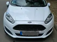 Gebraucht Ford Fiesta Trend 80 PS (58 kW) 2016 Weiß Kleinwagen