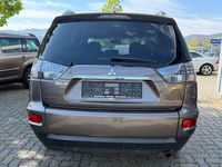 Gebraucht Mitsubishi Outlander Edition 147 PS (108 kW) 2011 Granitbraun (m) SUV