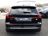 Gebraucht Volvo V60 Core 398 PS (292 kW) 2022 Schwarz Kombi
