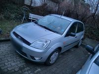 Gebraucht Ford Fiesta 80 PS (58 kW) 2003 Silber Kleinwagen