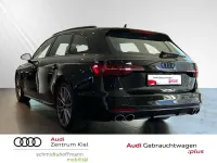 Używany Audi S4 Ambiente 341 KM (250 kW) 2023 Czarny Kombi