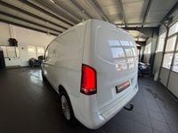 Gebraucht Mercedes Vito 190 PS (139 kW) 2015 Weiß Van