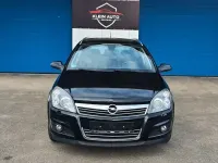 Gebraucht Opel Astra Edition 140 PS (102 kW) 2009 Schwarz Limousine
