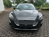 Gebraucht Ford Focus Cool & Connect 125 PS (91 kW) 2021 Grau Limousine