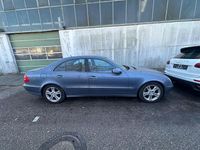 Gebraucht Mercedes E280 Avantgarde 231 PS (169 kW) 2006 Blau Limousine