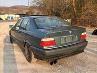 Gebraucht BMW 316 Performance 102 PS (75 kW) 1997 Grün Limousine