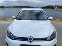 Gebraucht VW e-Golf 100 kW (136 PS) 2020 Weiß Kleinwagen