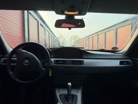 Gebraucht BMW 320 163 PS (119 kW) 2005 Schwarz Kombi