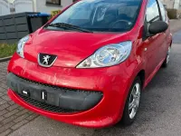 Gebraucht Peugeot 107 68 PS (50 kW) 2008 Rot Kleinwagen