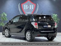 Gebraucht Toyota Verso Executive 126 PS (92 kW) 2010 Schwarz Van / Kleinbus