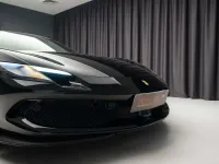 Gebraucht Ferrari 296 829 PS (609 kW) 2025 Schwarz Cabrio