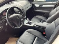 Gebraucht Mercedes C180 156 PS (114 kW) 2009 Weiß Kombi