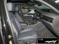 Gebraucht VW Touareg R-line 286 PS (210 kW) 2025 Grenadillschwarz metallic SUV