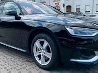 Gebraucht Audi A4 163 PS (119 kW) 2020 Schwarz Kombi