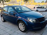Gebraucht Opel Astra Edition 105 PS (77 kW) 2005 Blau Limousine