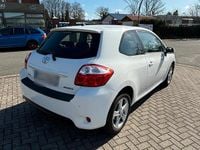Gebraucht Toyota Auris 96 PS (70 kW) 2012 Weiß Kleinwagen