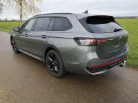 Gebraucht VW Passat R-line 193 PS (141 kW) 2024 Diabasgrau metallic Kombi