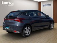 Gebraucht Hyundai i20 Select 84 PS (61 kW) 2021 Aurora grey Kleinwagen