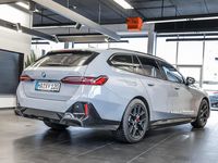 Gebraucht BMW 530e Performance 299 PS (219 kW) 2025 Grau Kombi