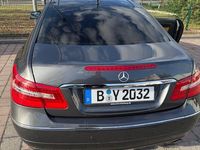 Gebraucht Mercedes E350 231 PS (169 kW) 2010 Grau Coupé