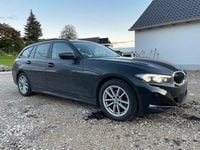 Gebraucht BMW 320 Shadowline 190 PS (139 kW) 2023 Schwarz Kombi