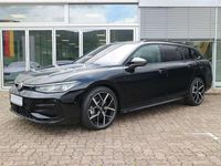 Gebraucht VW Passat R-line 193 PS (141 kW) 2025 Grenadillschwarz metallic Kombi