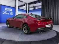 Neu Ford Mustang Dark Horse 454 PS (333 kW) 2026 Molten magenta metallic Coupé
