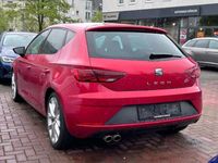 gebraucht Seat Leon ST FR Plus Matt 2.0 TDI EU6d-T, AHK, Panorama Navi