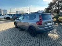 Neu Dacia Jogger Extreme 101 PS (74 kW) 2025 Grau Van / Kleinbus