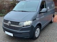 Gebraucht VW Transporter 110 PS (80 kW) 2021 Grau Van