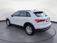 Gebraucht Audi Q3 Basis 150 PS (110 kW) 2023 Weiß SUV