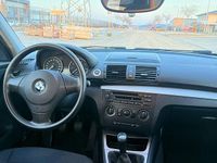 Gebraucht BMW 116 122 PS (89 kW) 2011 Weiß Kleinwagen