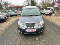 Gebraucht Lancia Musa 95 PS (69 kW) 2009 Grau Van / Kleinbus