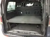 Gebraucht Mercedes V250 Avantgarde 190 PS (139 kW) 2025 Blau Van / Kleinbus