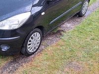 Gebraucht Hyundai i10 69 PS (50 kW) 2010 Schwarz Kleinwagen