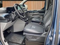 Neu Ford Tourneo Custom Active 170 PS (125 kW) 2026 Blau Van