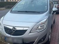 Gebraucht Opel Meriva 120 PS (88 kW) 2012 Schwarz Van / Kleinbus