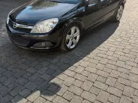 Używany Opel Astra Cabriolet 140 KM (102 kW) 2009 Czarny Kabriolet