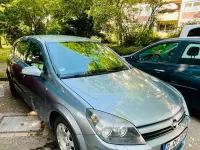 Gebraucht Opel Astra Enjoy 122 PS (89 kW) 2004 Grau Limousine