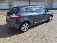 Gebraucht Renault Mégane 101 PS (74 kW) 2011 Grau Limousine