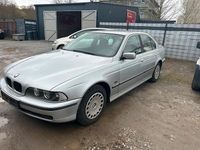Gebraucht BMW 520 150 PS (110 kW) 1999 Silber Limousine