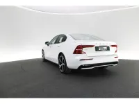 Gebraucht Volvo S60 Plus 197 PS (144 kW) 2024 Weiß Limousine