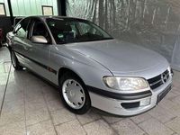 Gebraucht Opel Omega 136 PS (100 kW) 1998 Silber Limousine