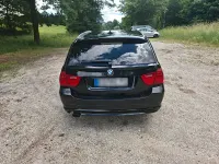 Gebraucht BMW 320 184 PS (135 kW) 2010 Schwarz Kombi
